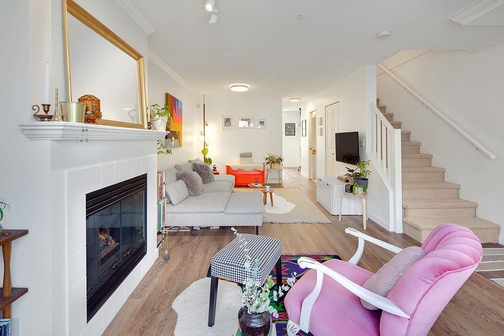 listing image 1103431040877920945