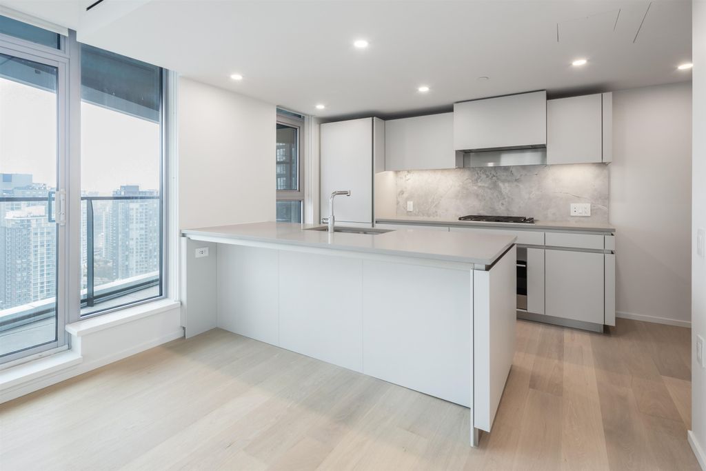 listing image 1105858397555559381