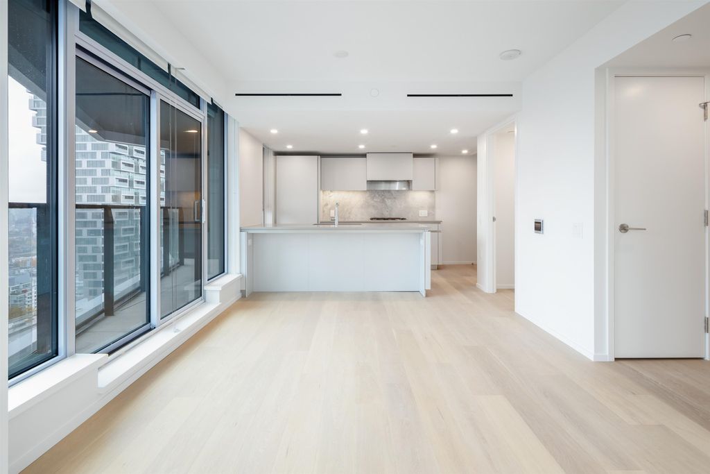 listing image 1101728422990272614