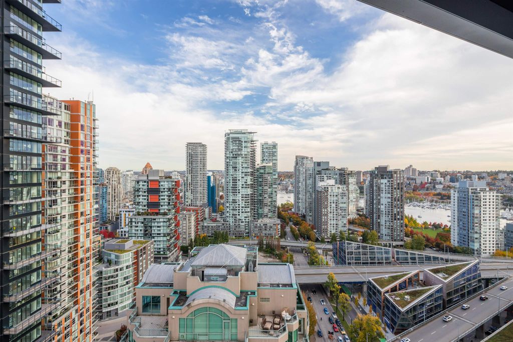 listing image 1109636157802512455