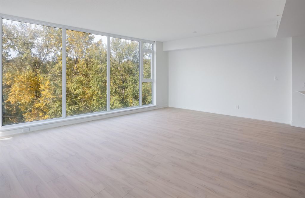 listing image 1107702373408597181