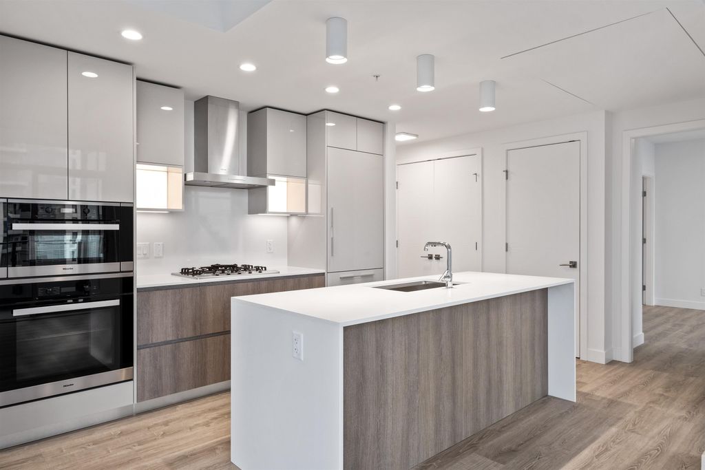listing image 1101810582876623404