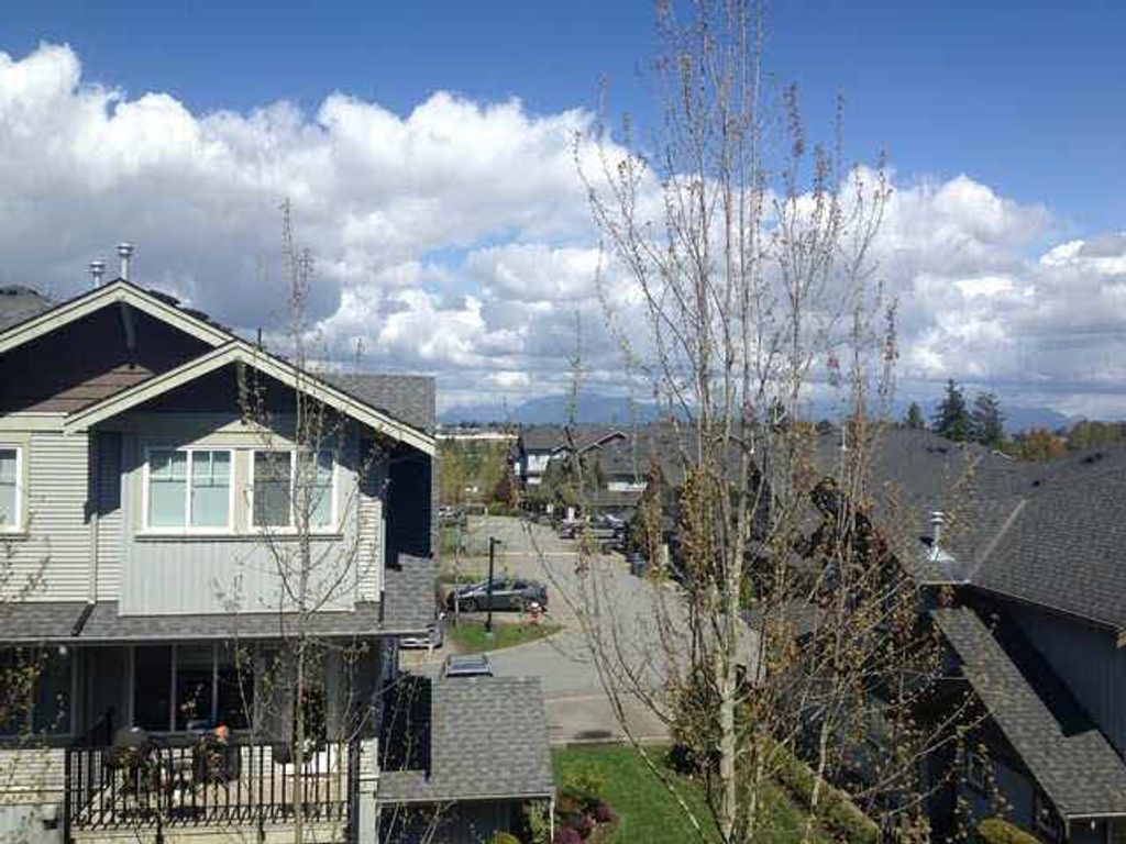 listing image 1106328797431322372