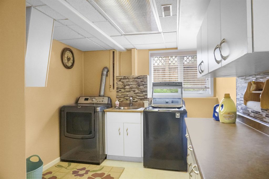 listing image 1107563465008715223