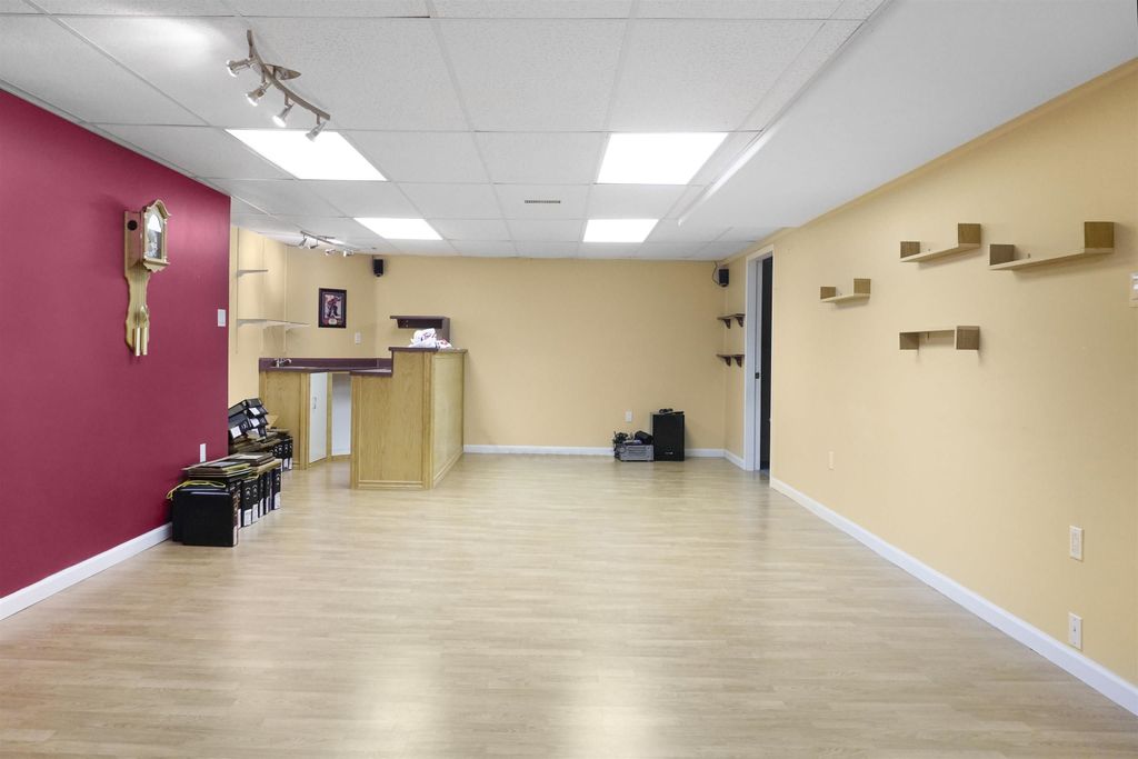 listing image 1103840901917007467