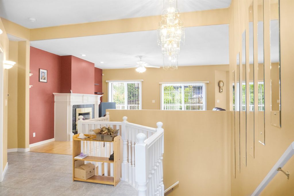 listing image 1102922961684440624