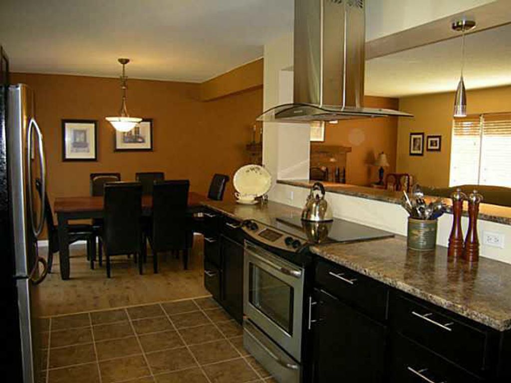 listing image 1103355654991880762