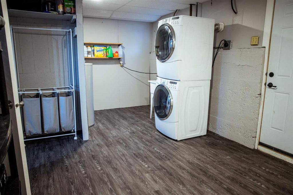 listing image 1101216184726102093