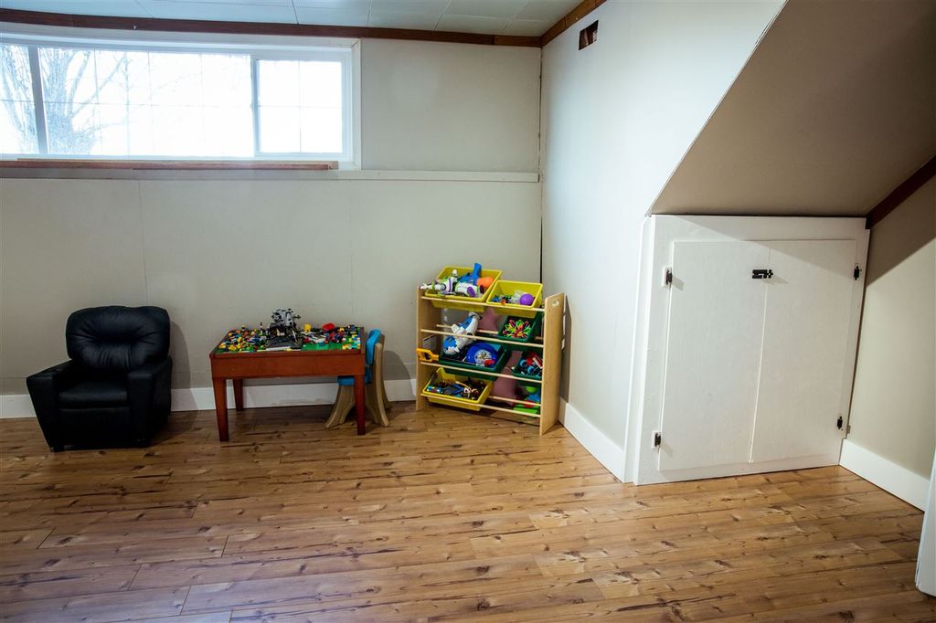 listing image 1102323370155048485