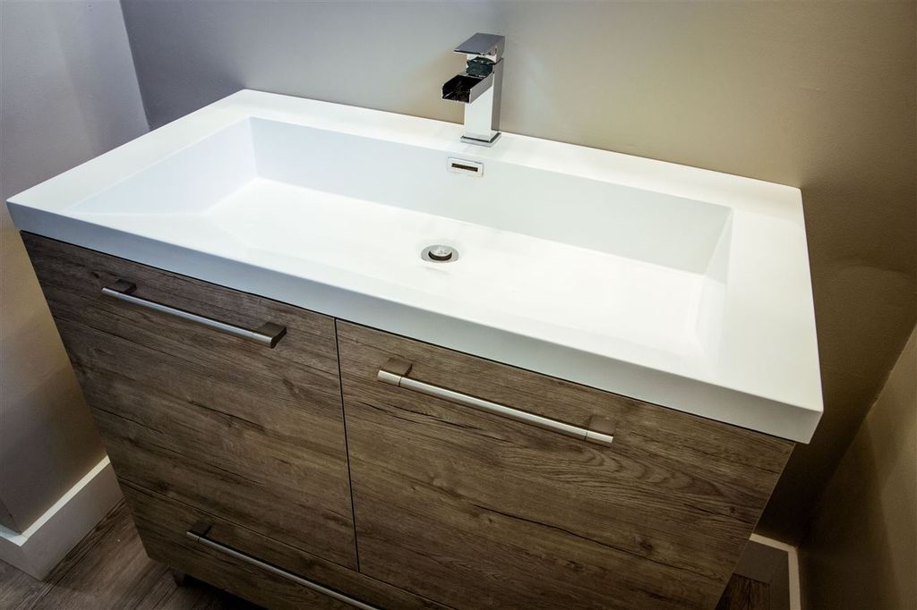 listing image 1108934502246625286