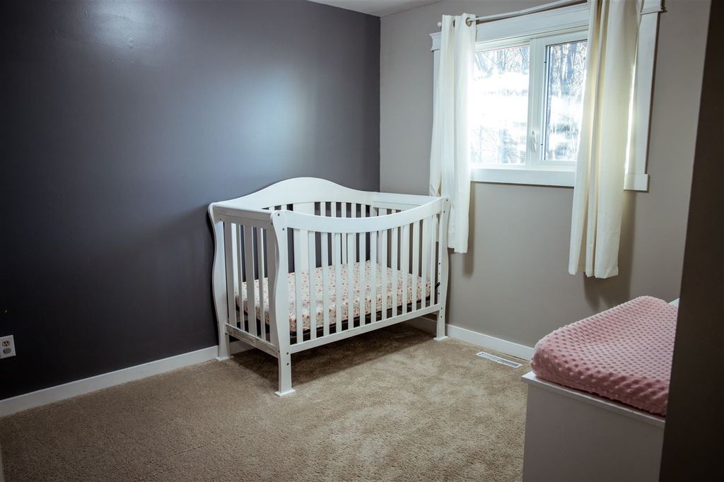 listing image 1104676303850563021