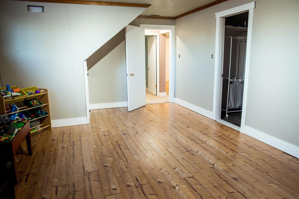 listing image 1101702049473244334