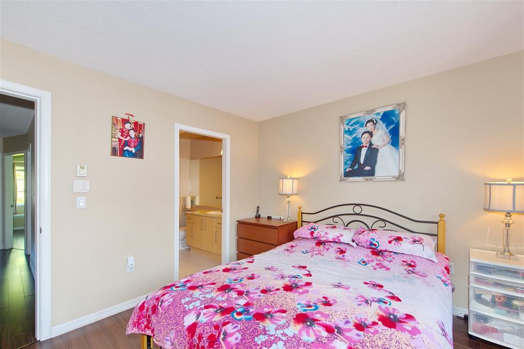 listing image 1107607784267943795