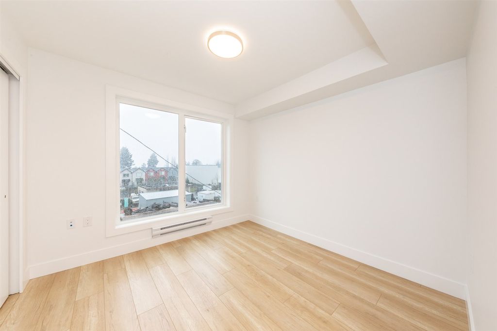 listing image 1100424834965839806