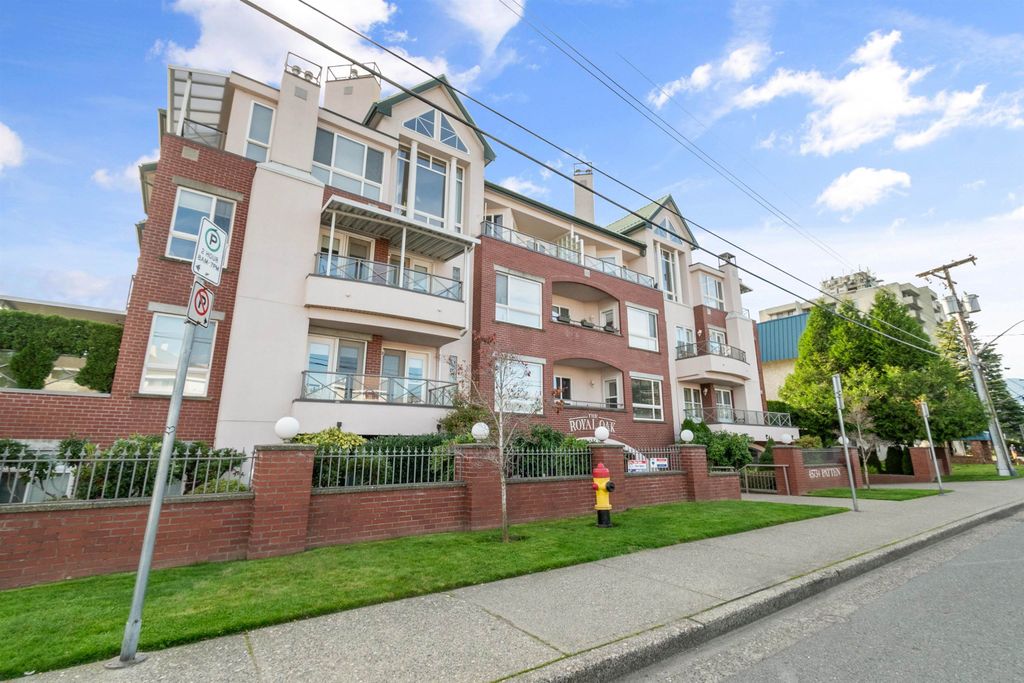 listing image 1101290122858466227