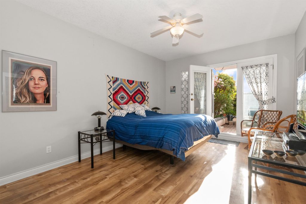 listing image 1105810895351464666