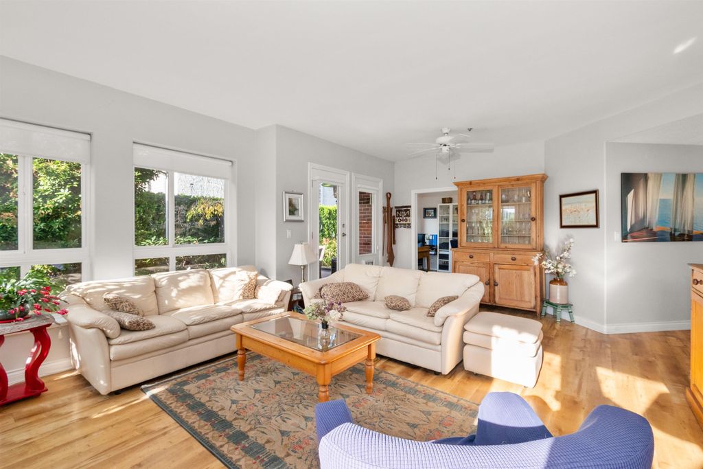 listing image 1100623134465934655