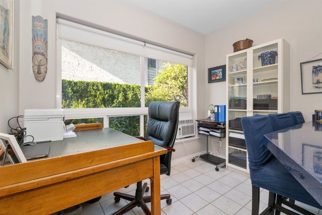 listing image 1104861611605709400