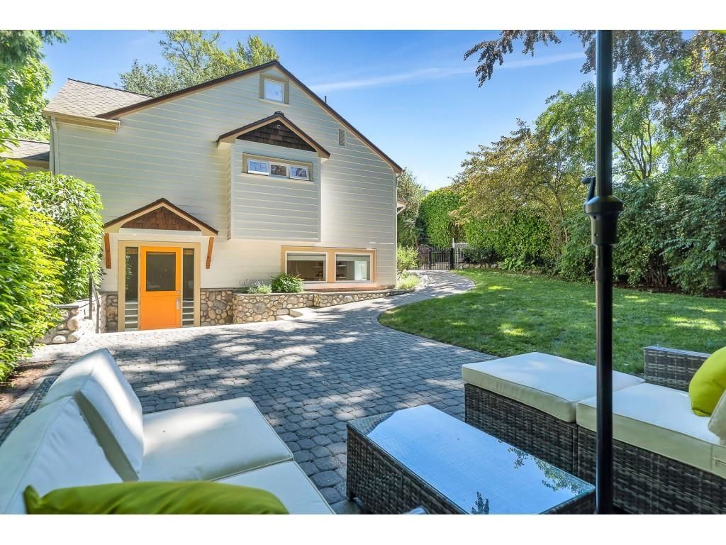 listing image 1106699681128396906