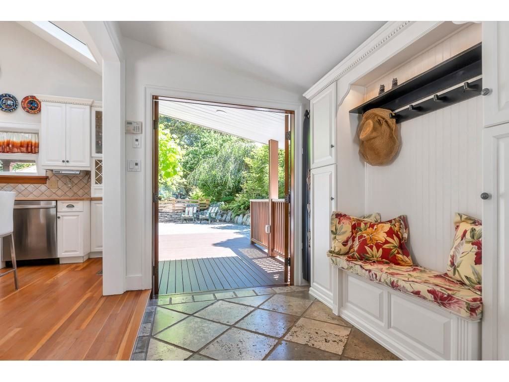 listing image 1105222250065180281