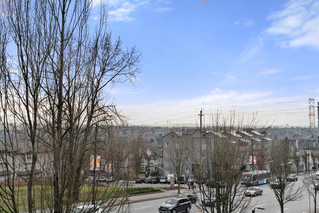 listing image 1101114937588451693