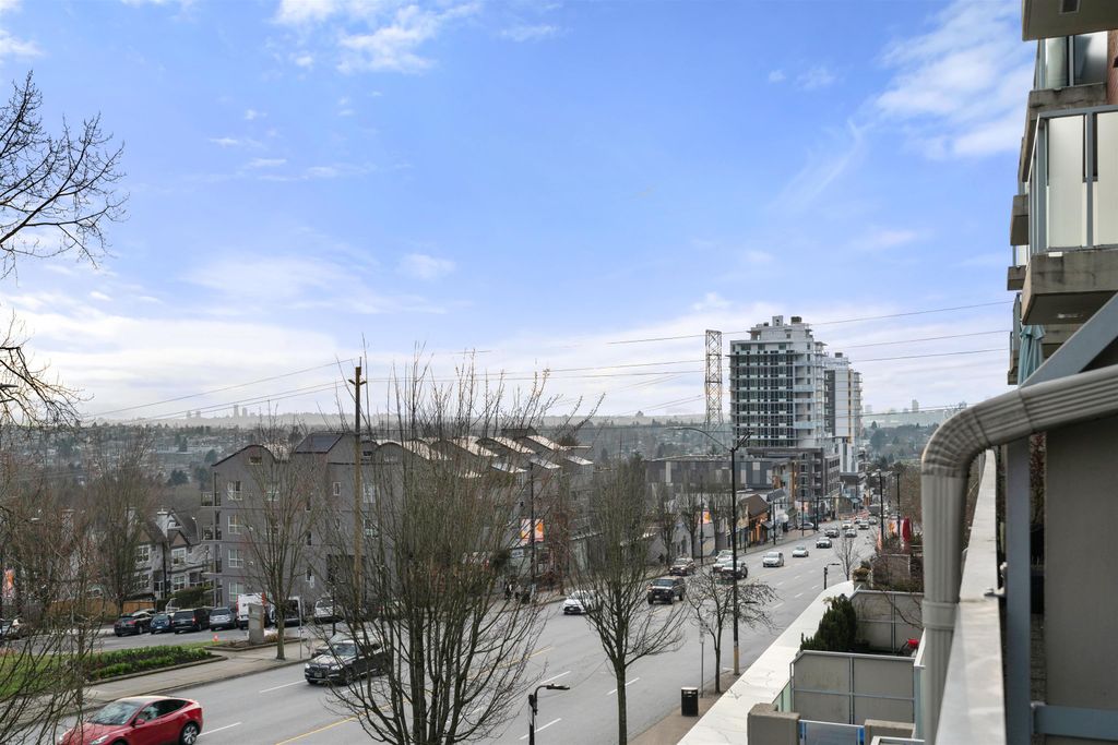 listing image 1108529415042078943