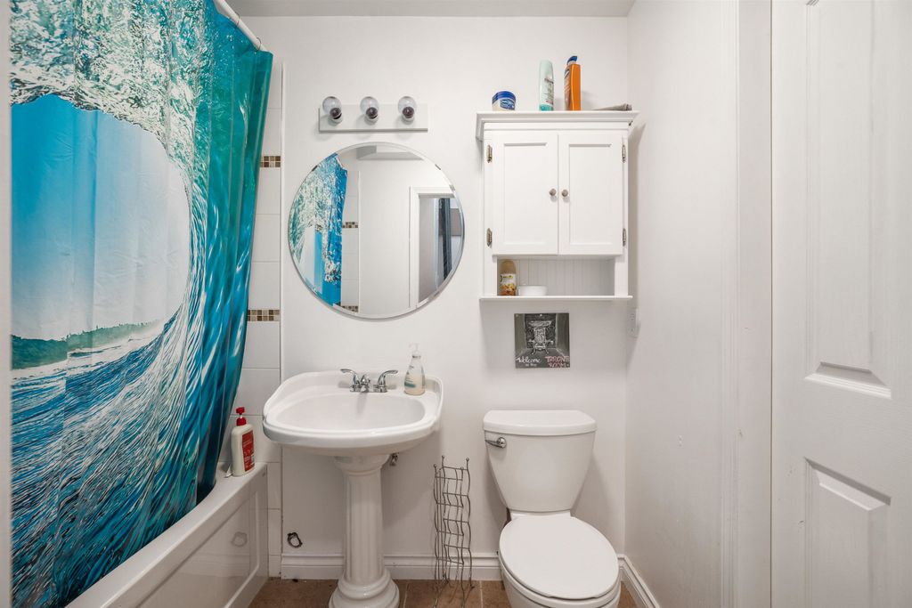listing image 1106163279979077158