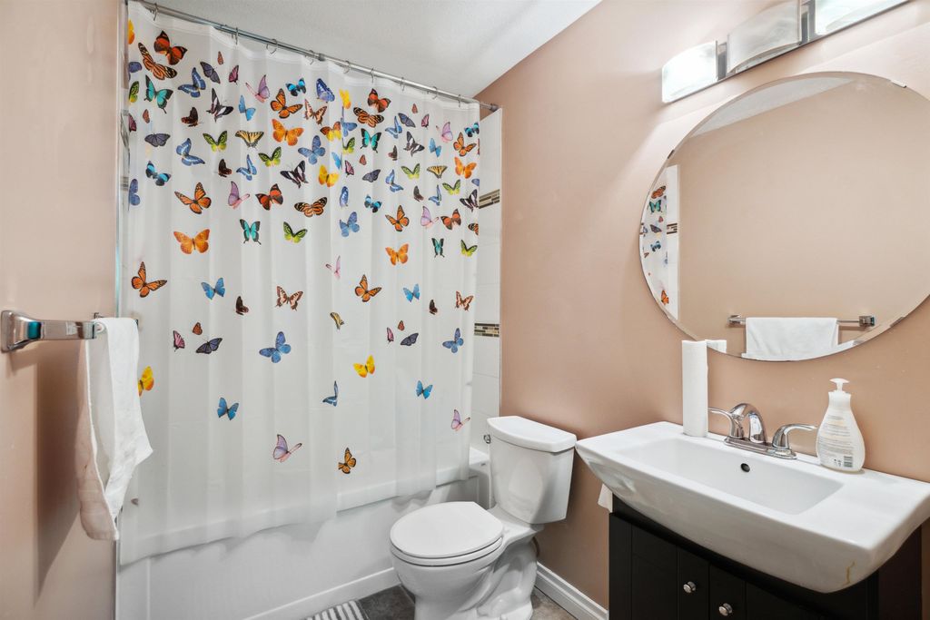 listing image 1101183127455490392