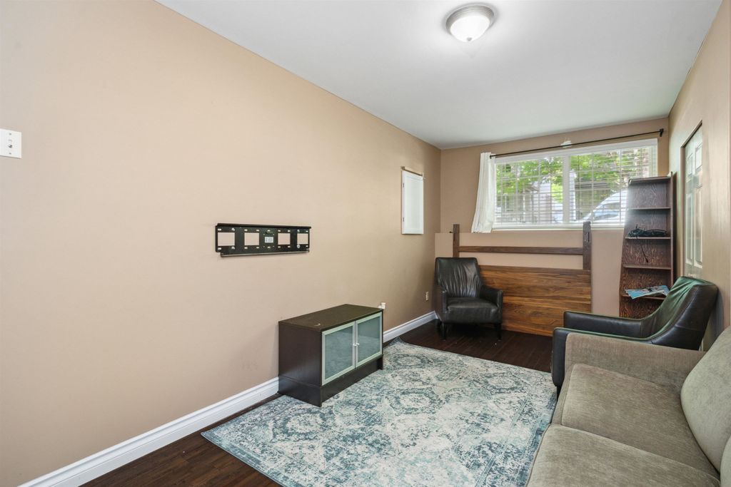 listing image 1101851531549256981