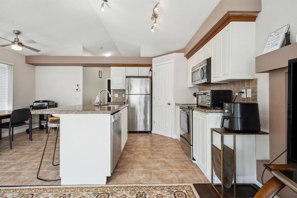 listing image 1100167032130139832