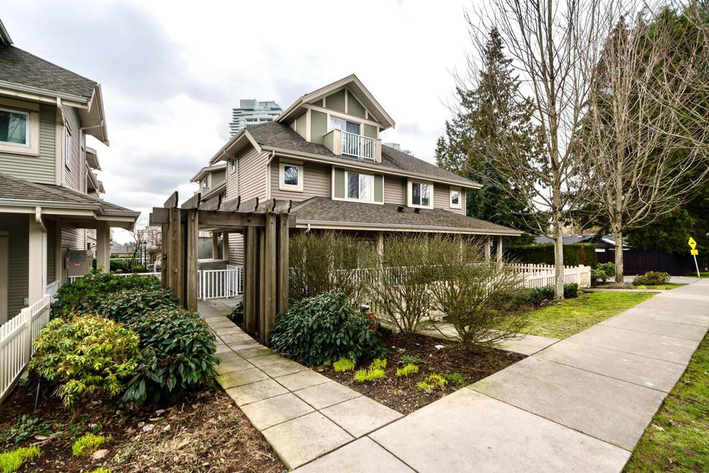 listing image 1106121326154570672