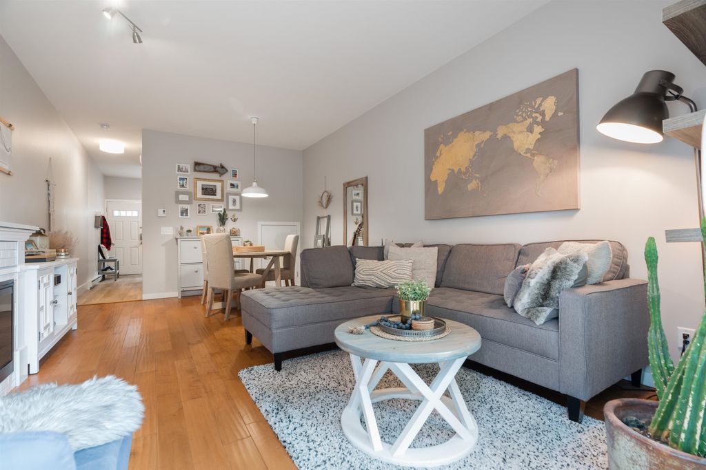listing image 1100691127712577662