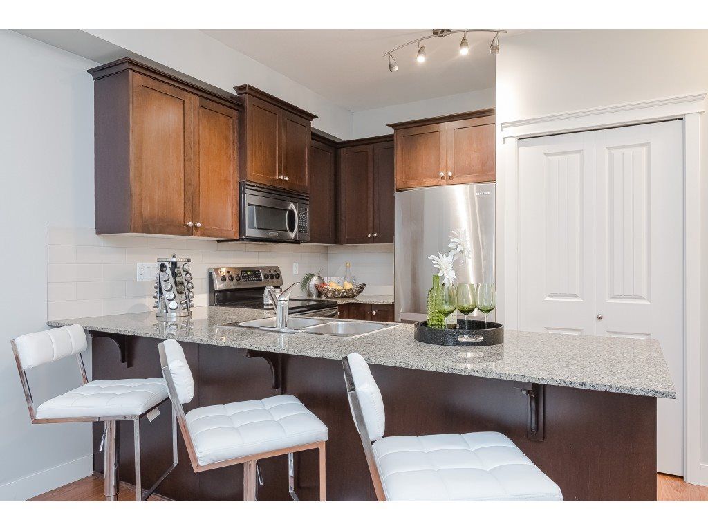listing image 1108538843804632021