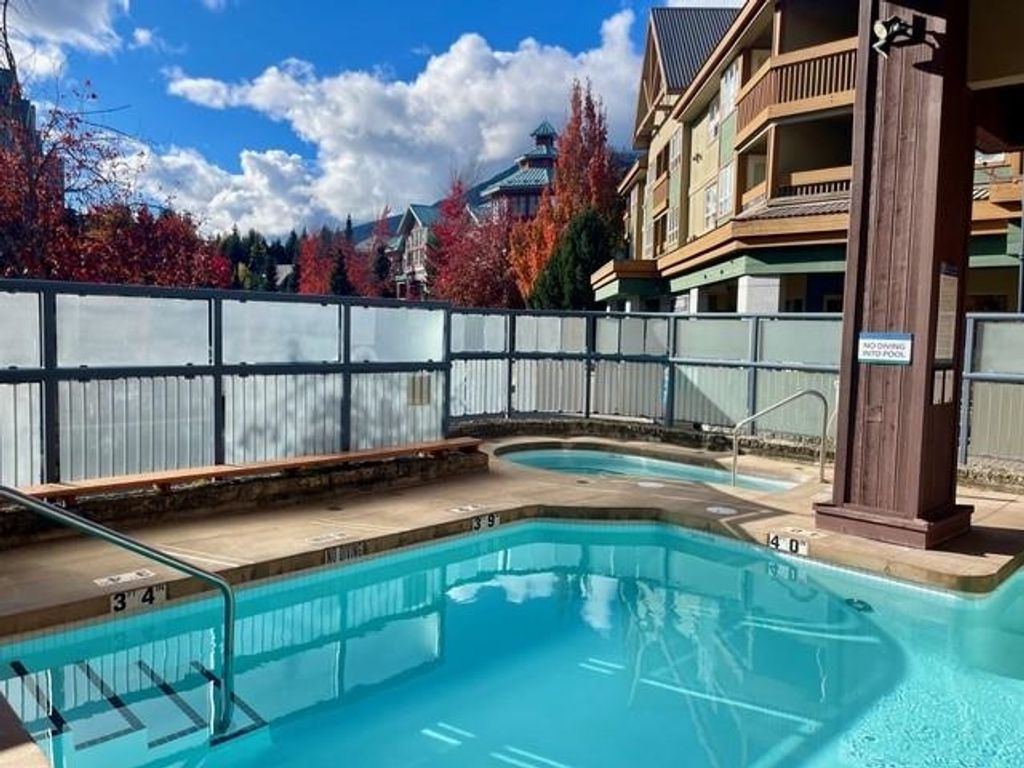 listing image 1100128165768314058