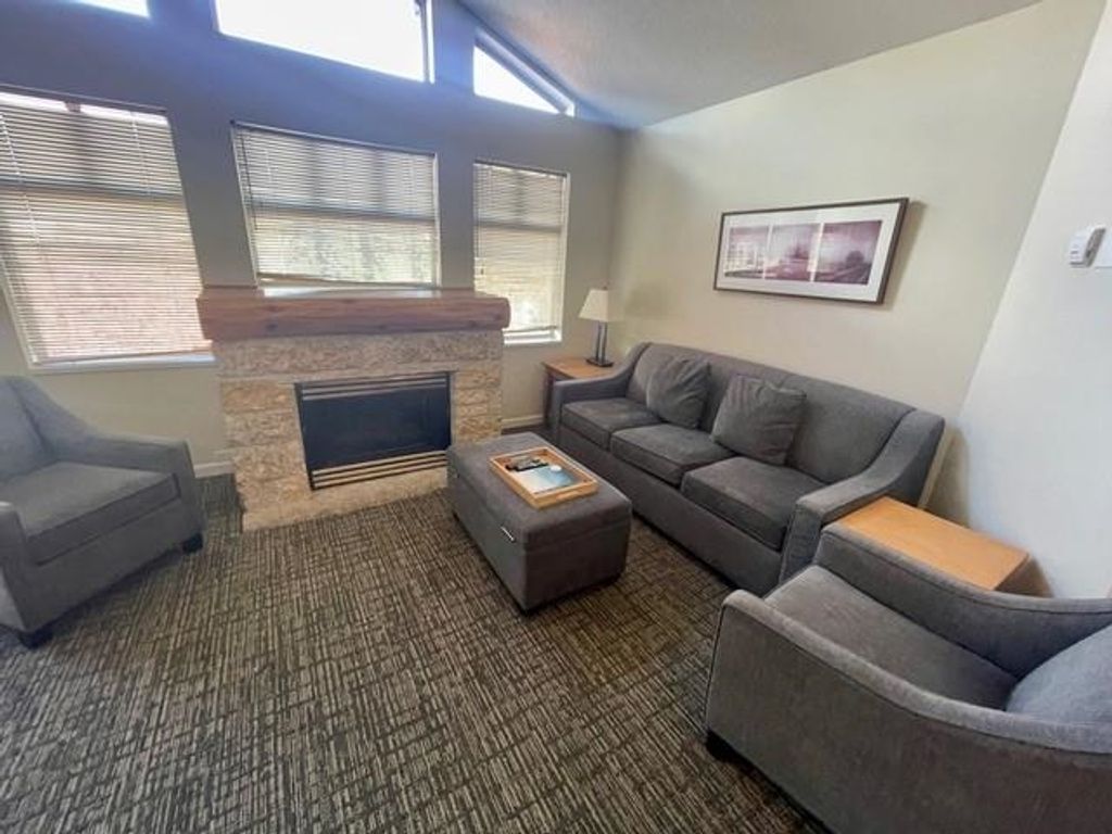 listing image 1107233325829407862
