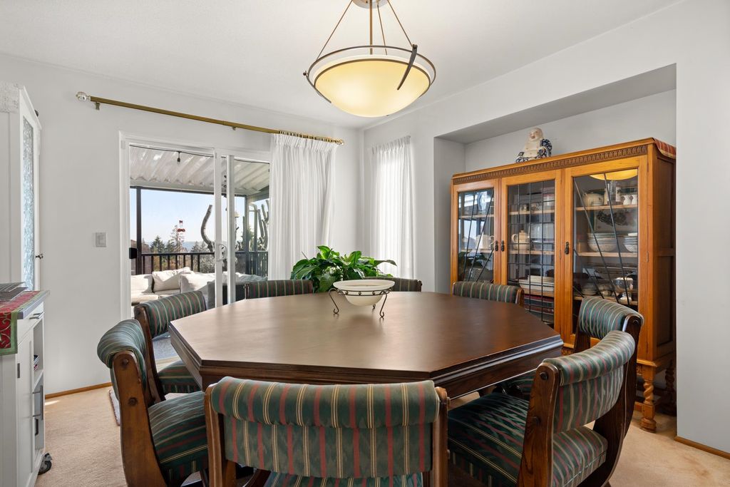 listing image 1103082278123110881