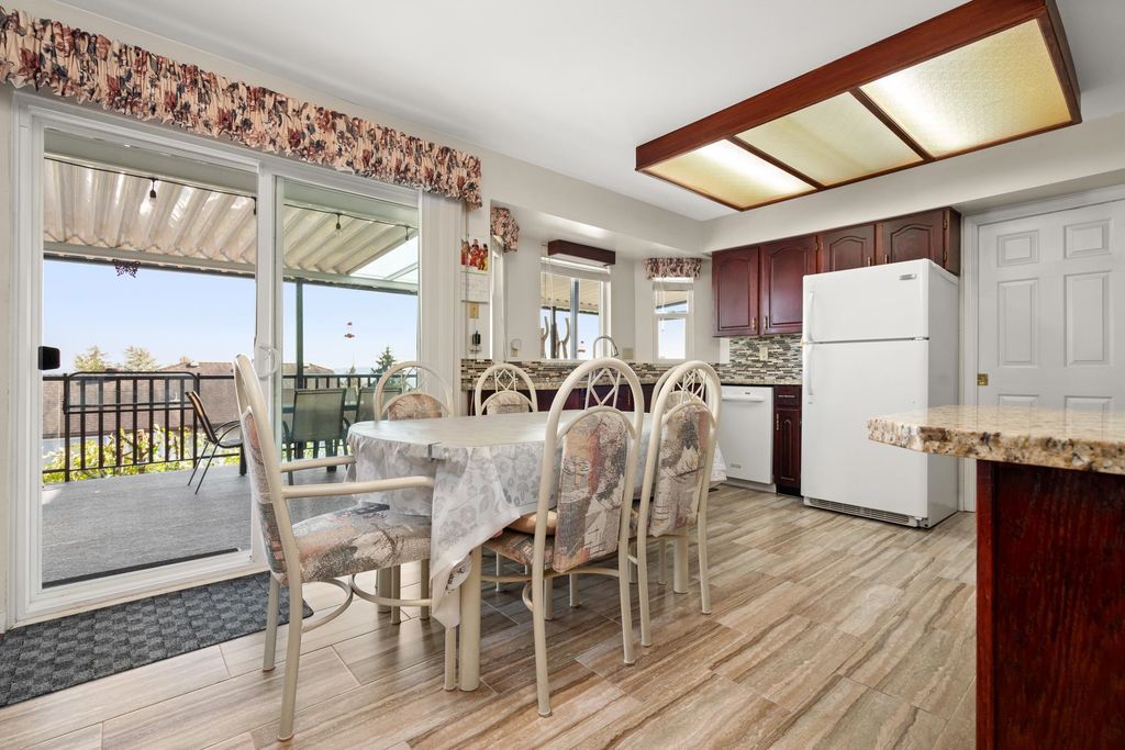 listing image 1101733695434217184