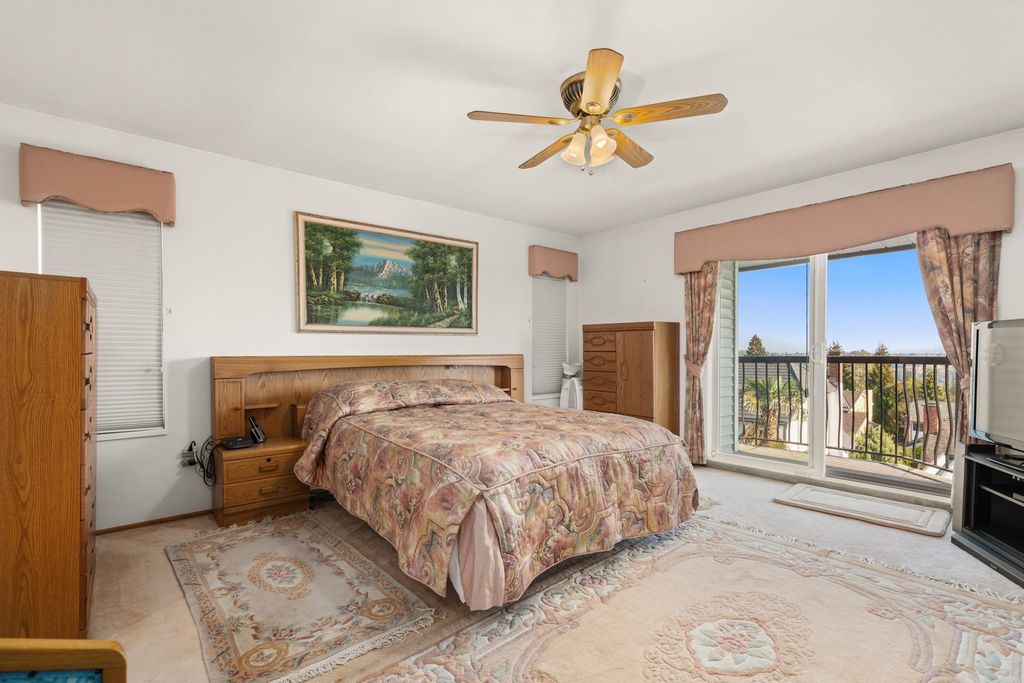 listing image 1100670206353763239