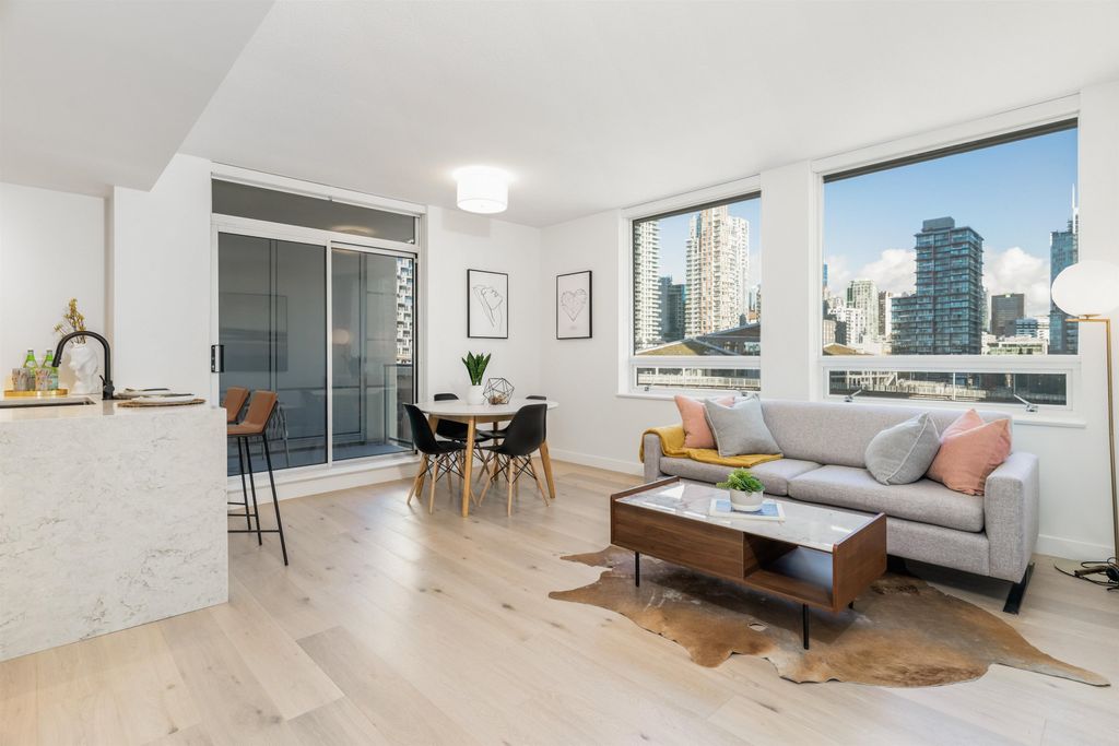 listing image 1102513688723158621