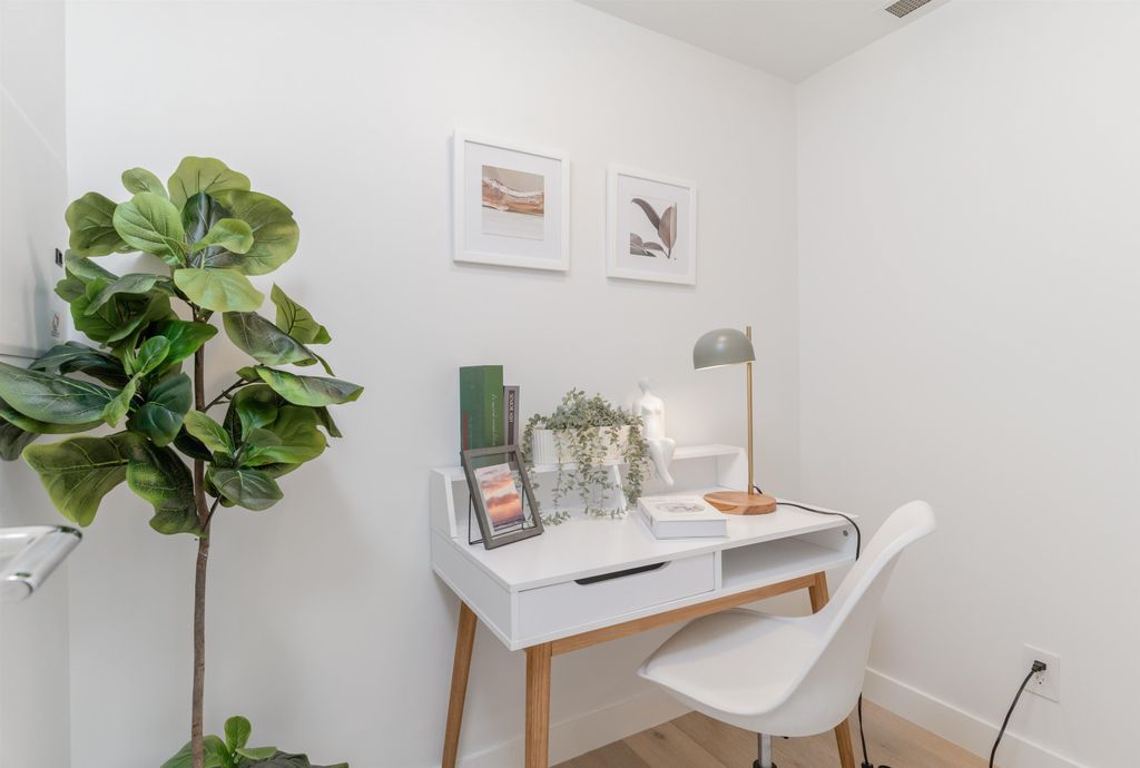 listing image 1107752309146978393