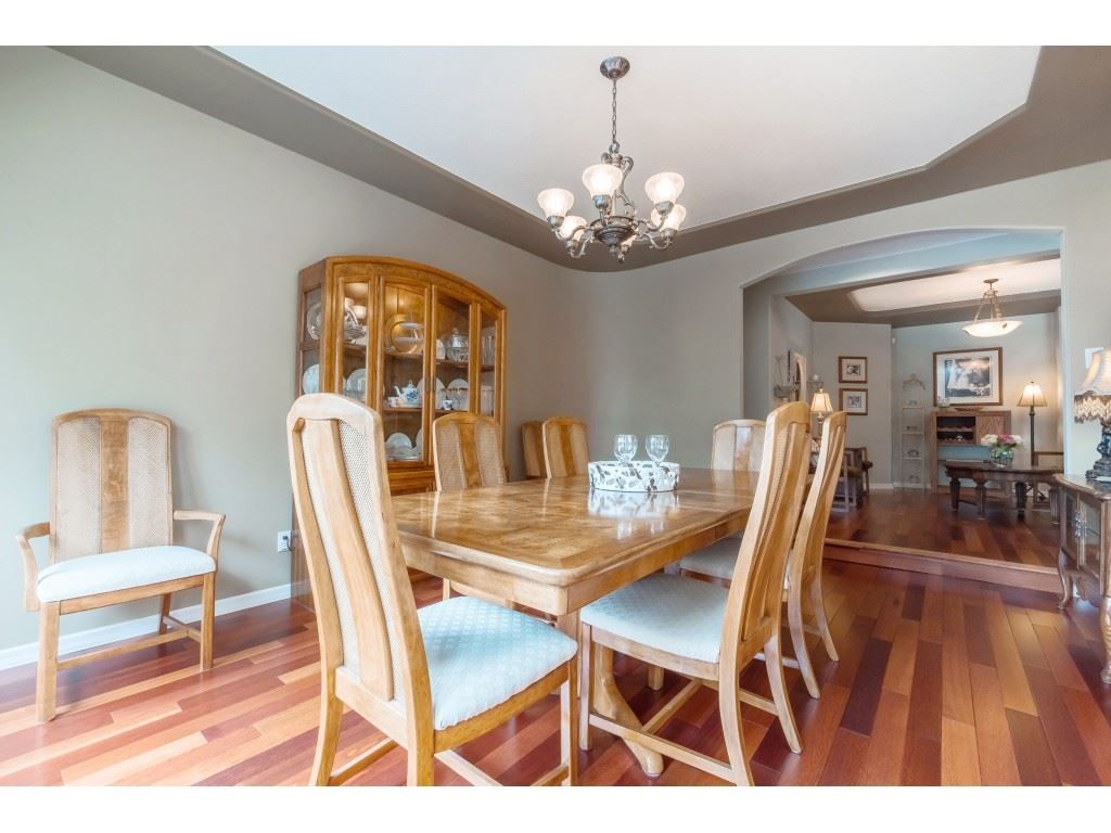 listing image 1107760801999669535