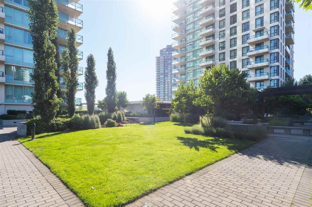 listing image 1101487790282383275