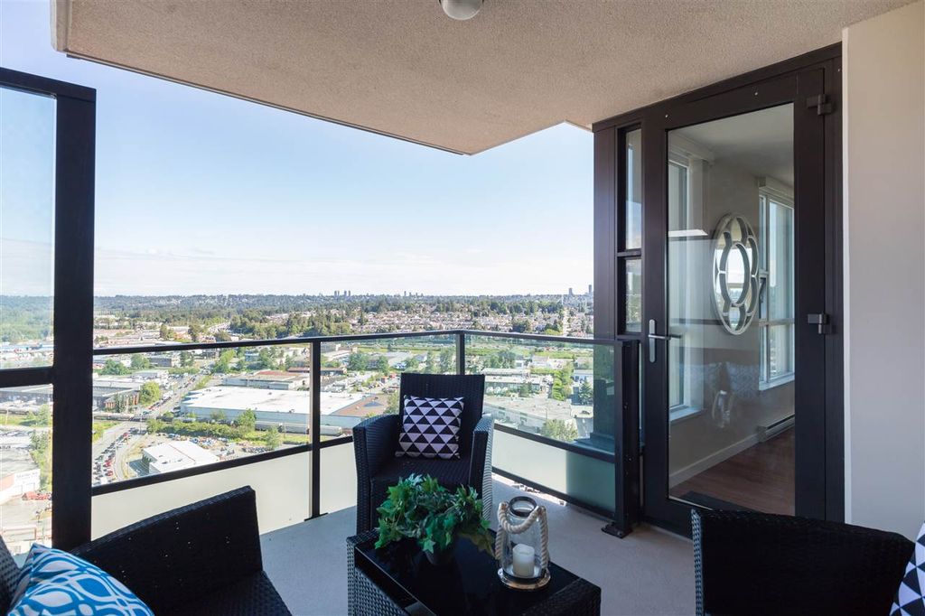 listing image 1102763188137779049