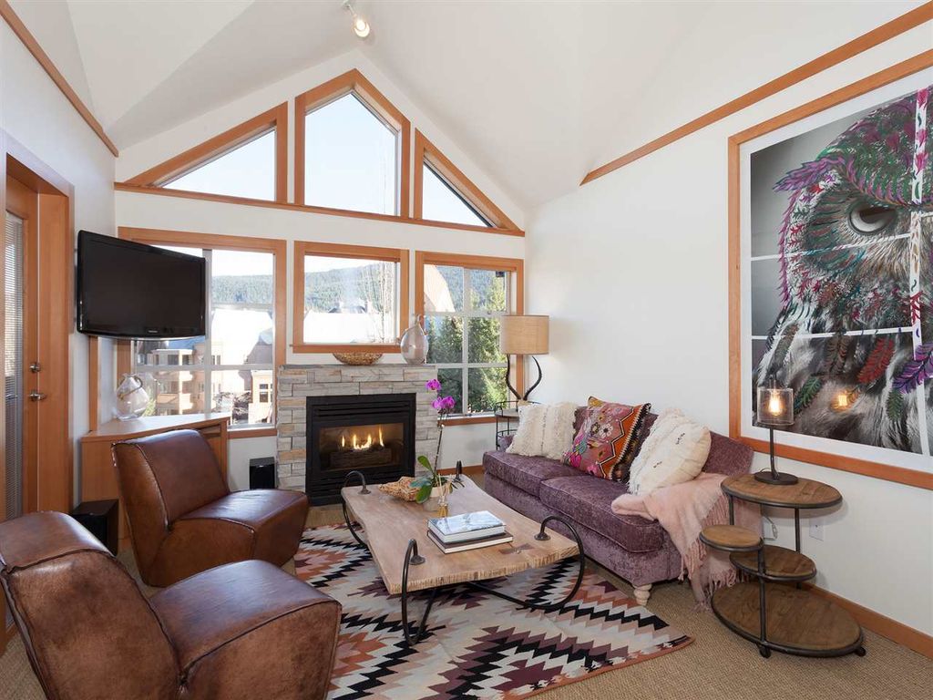 listing image 1102834565652774413