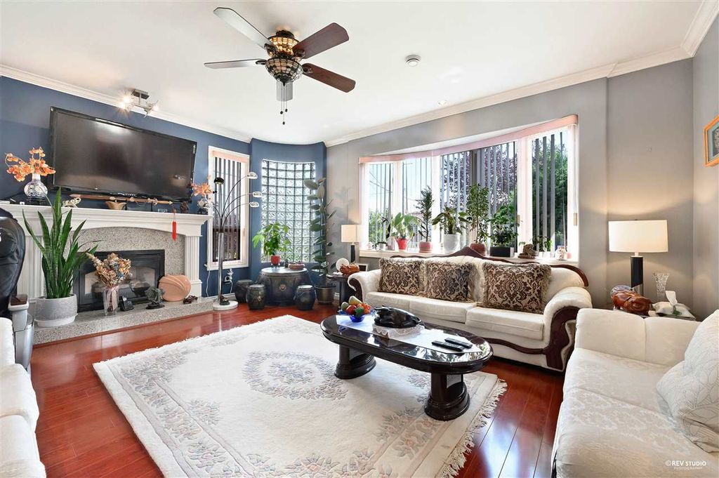 listing image 1108246575729509519