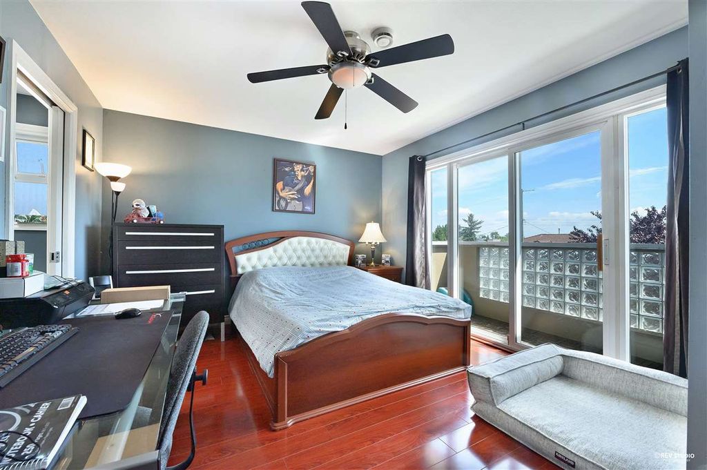 listing image 1100643594860539829