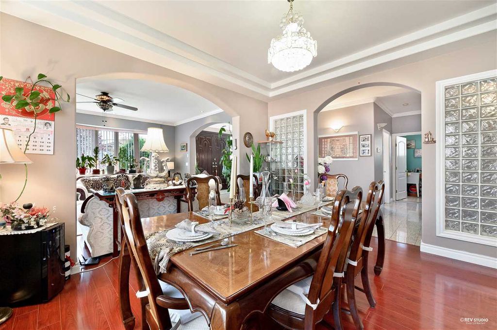 listing image 1108210619134878921