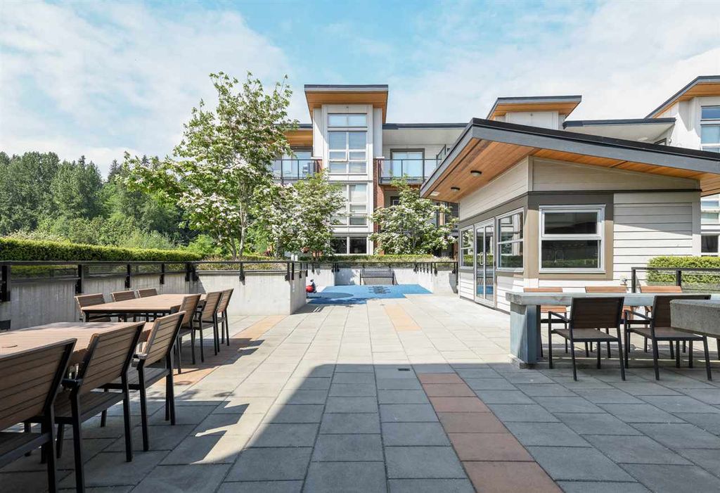 listing image 1104407209889293136