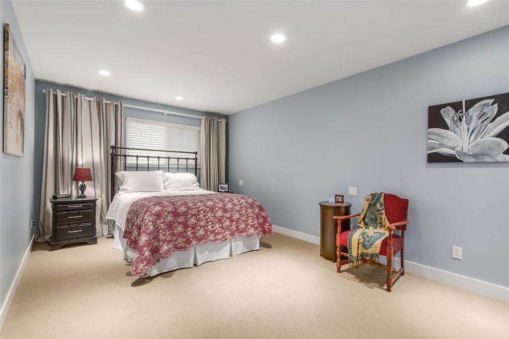 listing image 1107449536025925345