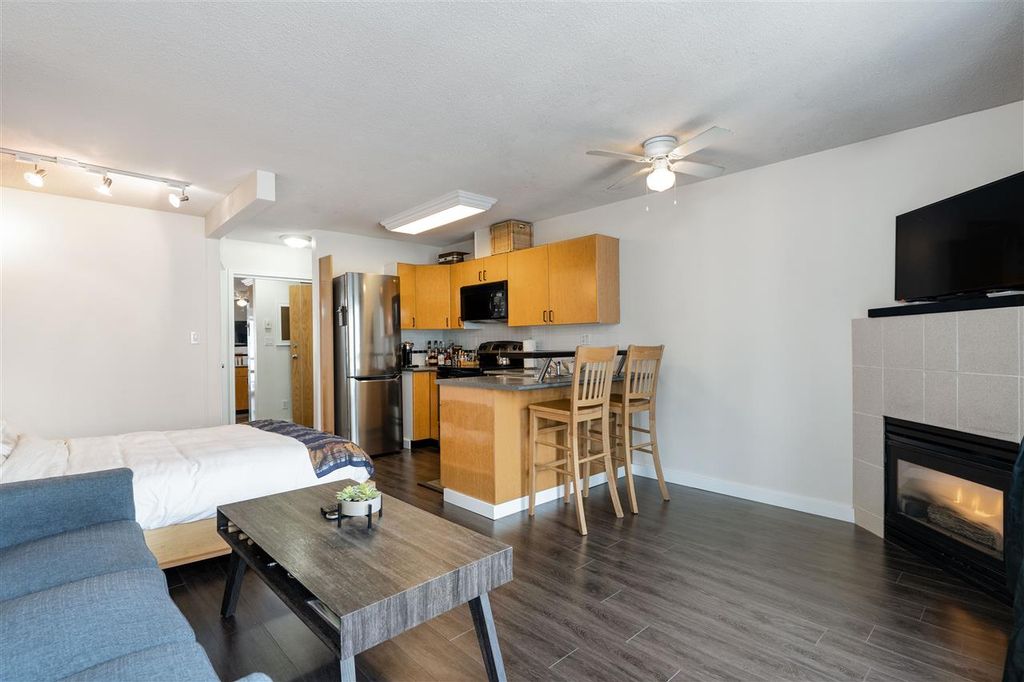 listing image 1108648983915006297